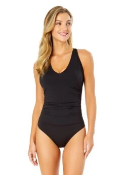 Women's Live In Color V Neck Cross Back One Piece Swimsuit(Womens Live In Color V Neck Cross Back One Piece Swimsuit)