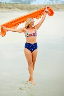 Women's Gradient Floral Shirred Underwire Bikini Swim Top(Womens Gradient Floral Shirred Underwire Bikini Swim Top) -Anne Cole Store gfsb2